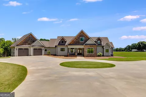 351 Day Rd, Bowdon, GA 30108