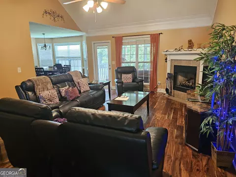 106 Liam Ct, Warner Robins, GA 31088 photo 4