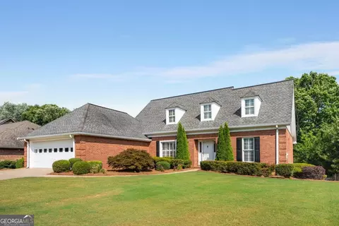 250 N Farm Dr, Alpharetta, GA 30004