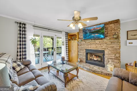 Living - 255 River Swing Rd, Cornelia, GA 30531 photo 2 of 3