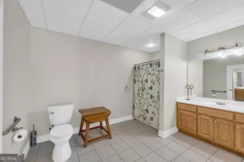 Bath - 255 River Swing Rd, Cornelia, GA 30531 photo 7 of 8