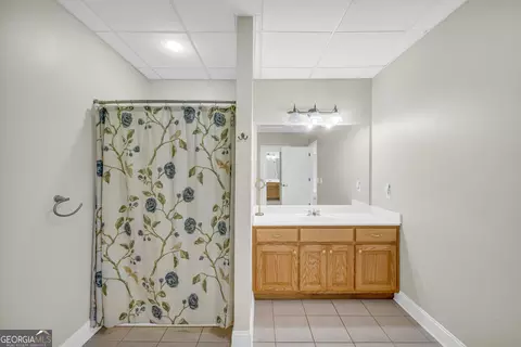 Bath - 255 River Swing Rd, Cornelia, GA 30531 photo 8 of 8