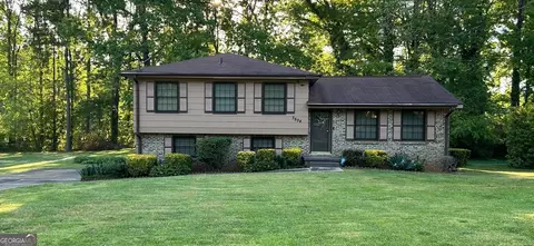 3894 Rockcrest Ct, Conley, GA 30288