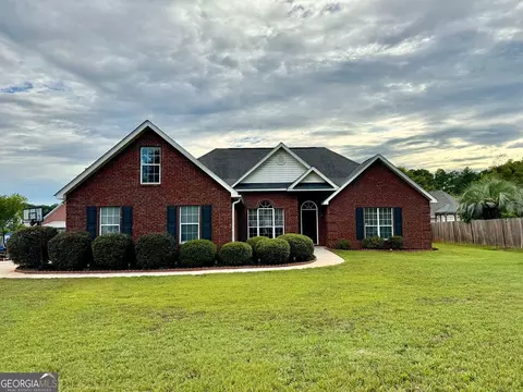 639 Thompson Mill Rd, Bonaire, GA 31005