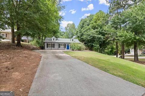 5315 Quail Trl, Gainesville, GA 30506