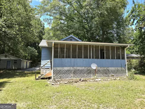 430 Pioneer Trl, Jackson, GA 30233