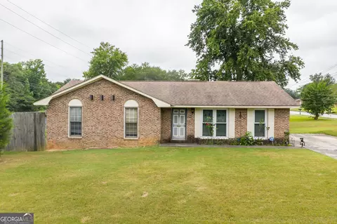 5301 Brookview Dr, Columbus, GA 31907
