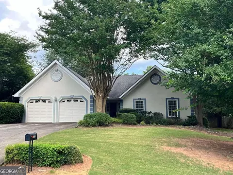 1455 Kingfield Dr, Alpharetta, GA 30005