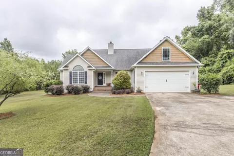 5606 Charles Dr, Macon, GA 31210