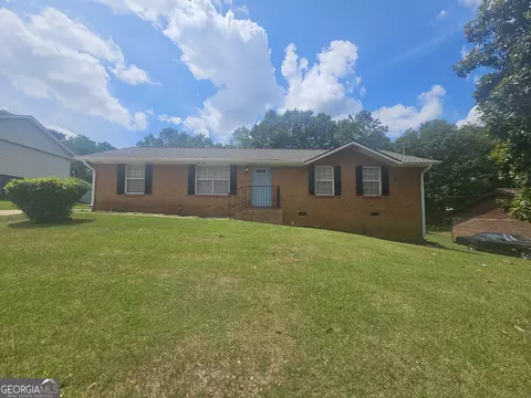 58 Lovelace St, Newnan, GA 30263