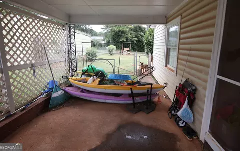 61 E Rountree Rd, Toccoa, GA 30577 photo 4