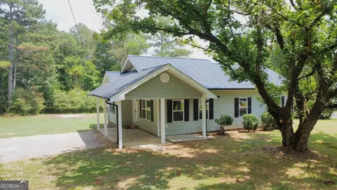 234 Ellen St, Summerville, GA 30747