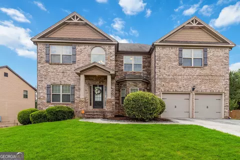 4253 Caveat Ct, Fairburn, GA 30213