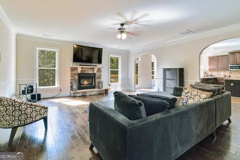 4253 Caveat Ct, Fairburn, GA 30213 photo 8