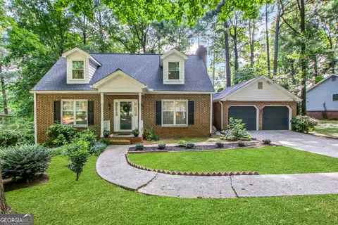 436 Edgewood Ln, Stone Mountain, GA 30087