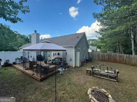 300 Paxton Ct, Woodstock, GA 30188