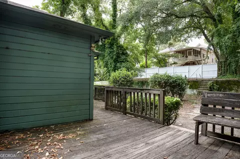 1072 Walnut St, Macon, GA 31201 photo 4