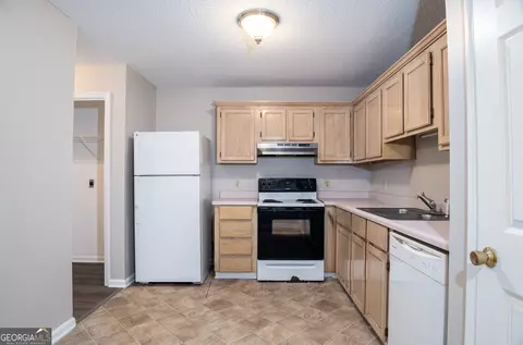 1072 Walnut St, Macon, GA 31201 photo 12
