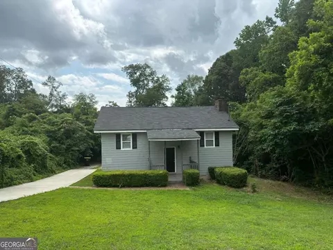 33 2nd Ave, Newnan, GA 30263