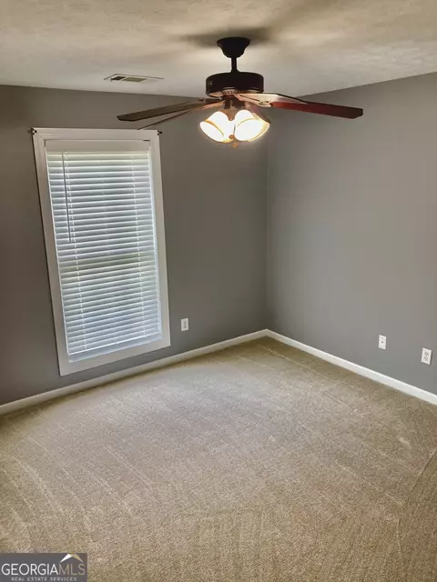75 Holleys Grove Dr, Lagrange, GA 30240 photo 9