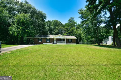 103 Paddle Wheel Dr, Lagrange, GA 30240