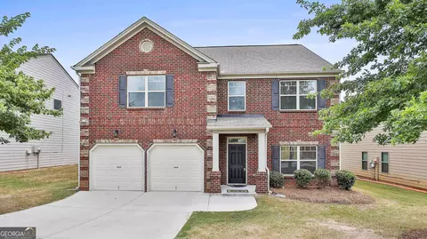 327 Bandelier Cir, Hampton, GA 30228