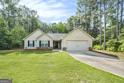 7 Concord Ct, Senoia, GA 30276
