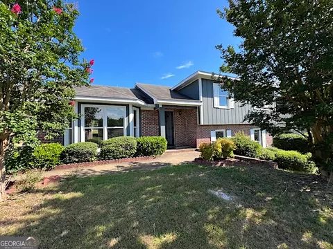 6194 Valencia Dr, Columbus, GA 31907