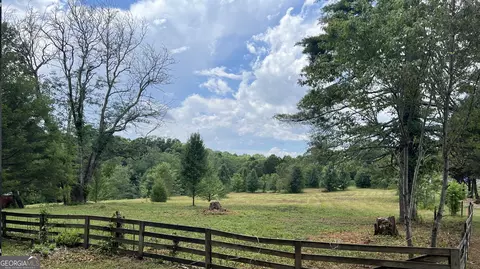 155 Stan Hope Hill Dr, Mount Airy, GA 30563