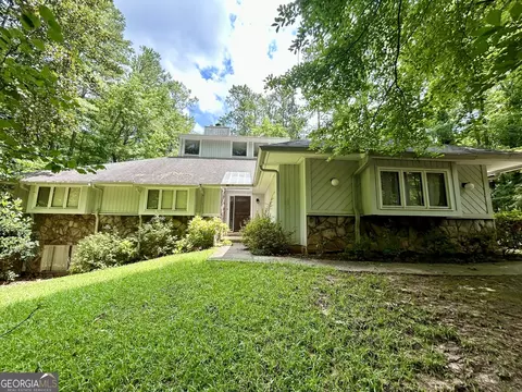 104 Rolling Grn, Peachtree City, GA 30269
