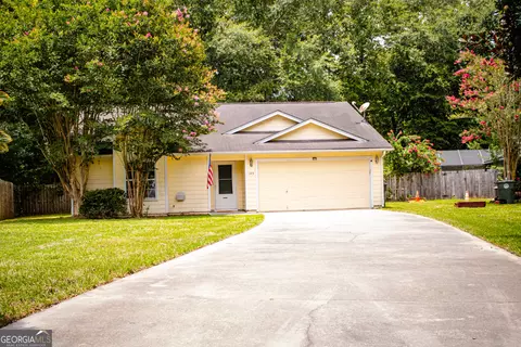 105 Longleaf Ct, Kingsland, GA 31548