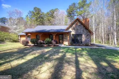 440 Anthony Dr, Tyrone, GA 30290