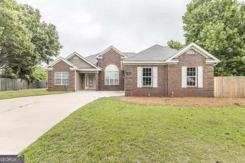 105 Melissa Ln, Warner Robins, GA 31088