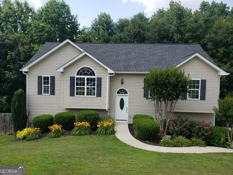 67 Mountain Overlook Dr, Cleveland, GA 30528