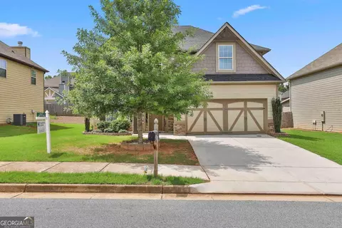 18 Hillshire Dr #169, Newnan, GA 30263