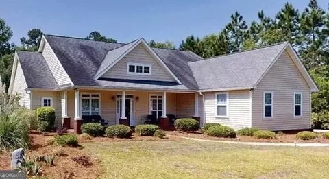 227 Surrey Ln, Statesboro, GA 30458