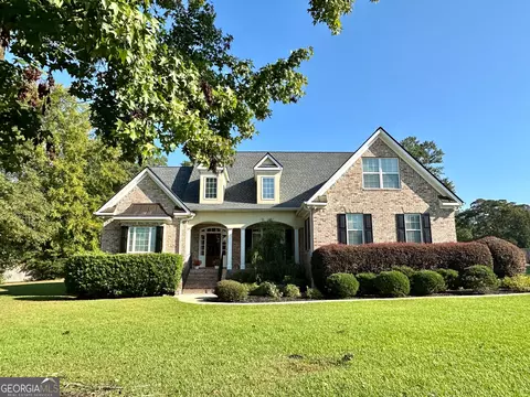 220 Oakleaf Dr, Macon, GA 31210