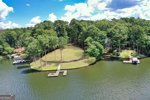 1091 Terrell Cir, Greensboro, GA 30642