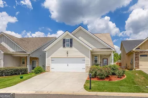 89 Castlemoor Loop, Adairsville, GA 30103