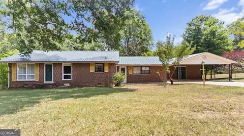 14 NE Friar Tuck Rd NE, Rome, GA 30161