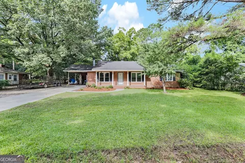 202 Westlake Dr, Statesboro, GA 30458
