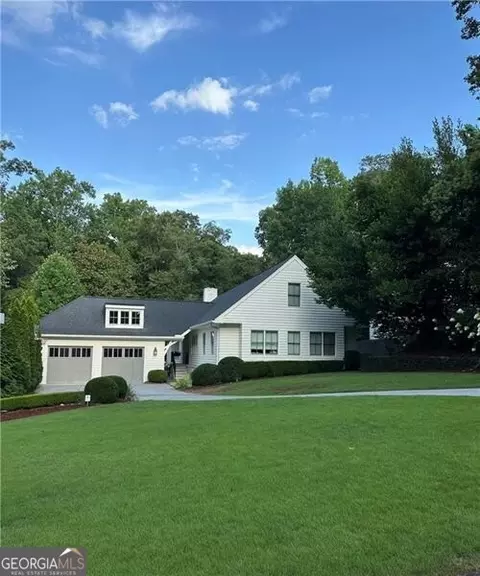 3346 Pinestream Rd NW, Atlanta, GA 30327