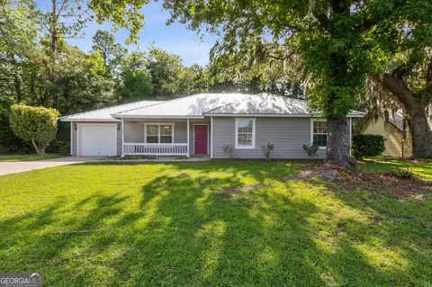 132 Wolf Bay Cir, Kingsland, GA 31548