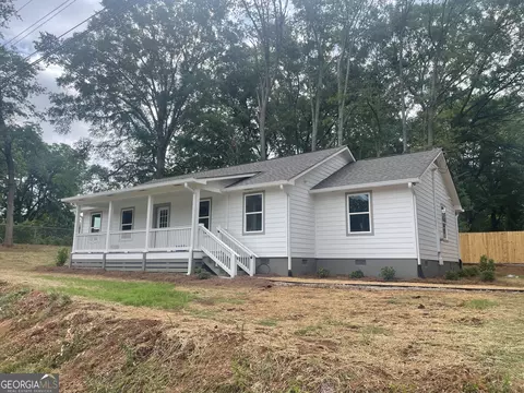 526 Vine St, Madison, GA 30650