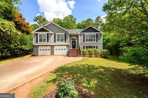 1448 Millstone Ct, Bethlehem, GA 30620