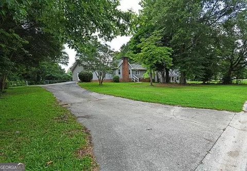 2269 Valley Creek Cir, Snellville, GA 30078