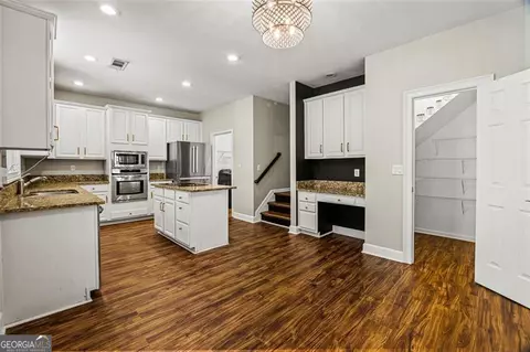 5045 Riverthur Pl, Peachtree Corners, GA 30096 photo 11