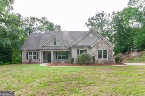 99 Smokey Ridge Dr, Newnan, GA 30263
