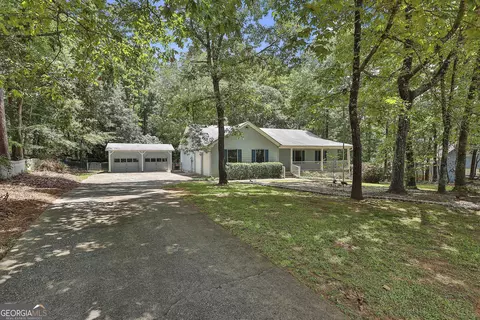110 Hillsdale Ct, Fayetteville, GA 30214