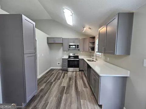 2339 Maple Ave, Morrow, GA 30260 photo 9